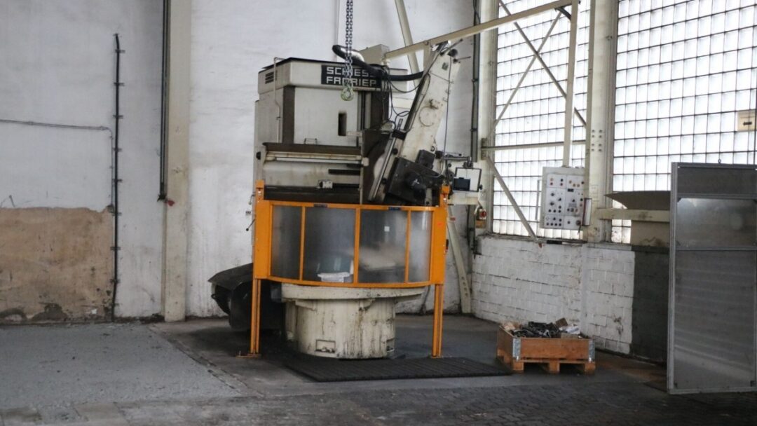 14 DKE 125  SCHIESS-FRORIEP 1975